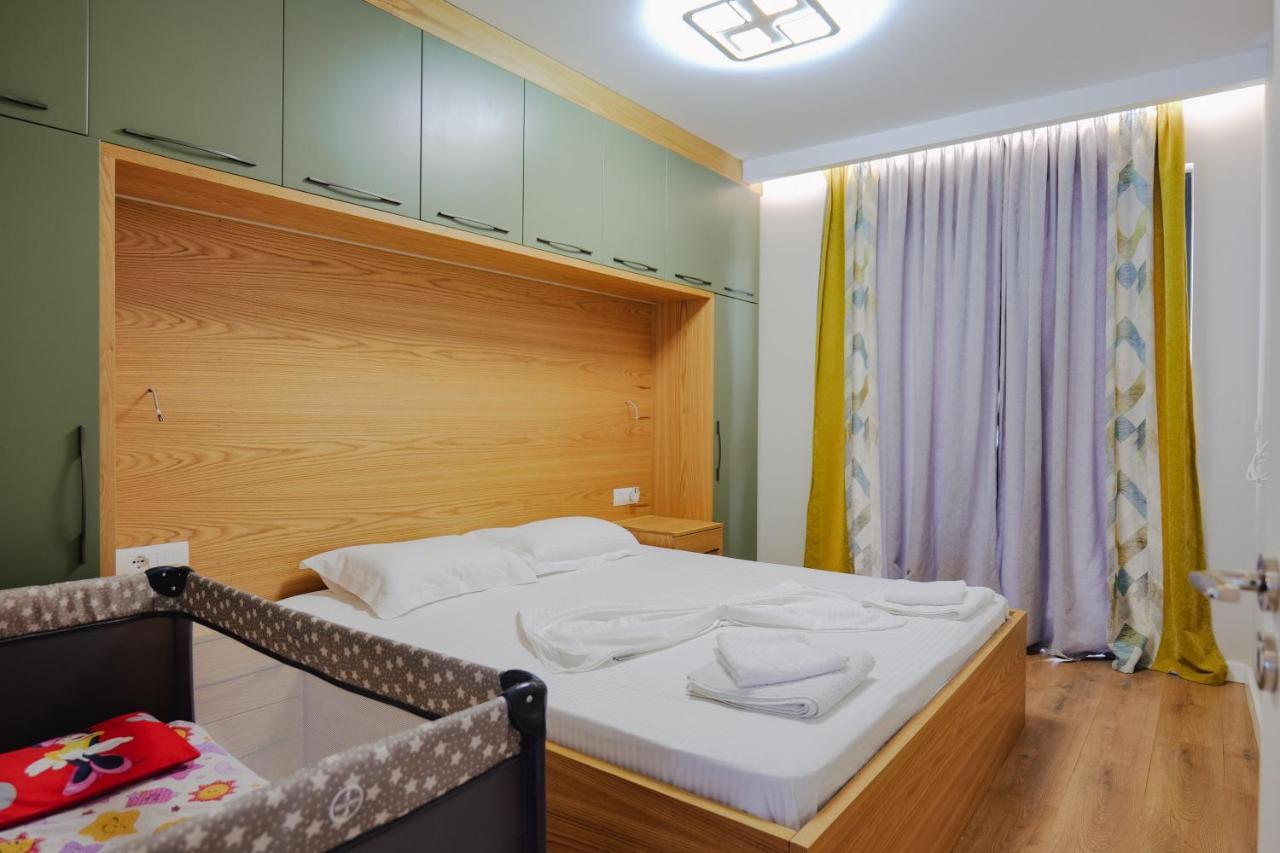Kidi Apartments Sarandë エクステリア 写真