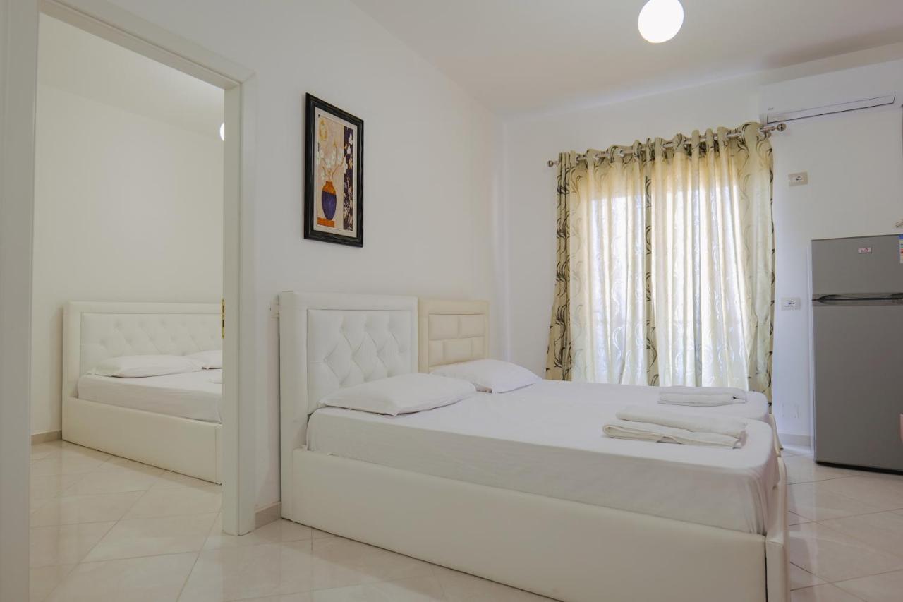 Kidi Apartments Sarandë エクステリア 写真