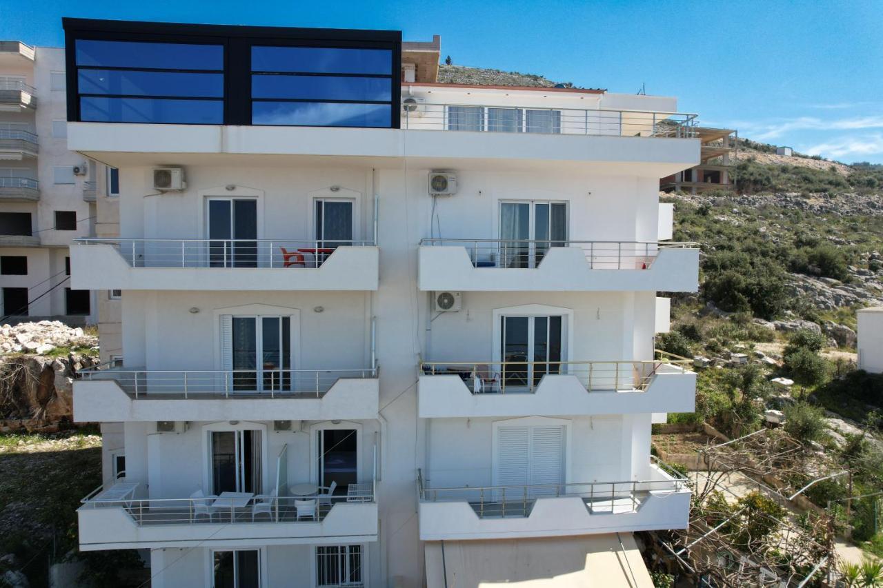 Kidi Apartments Sarandë エクステリア 写真