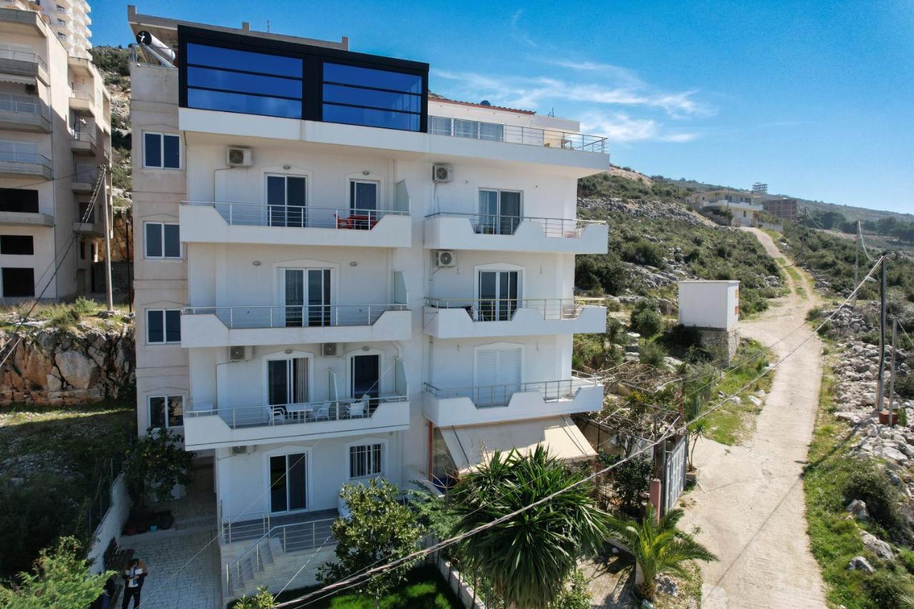 Kidi Apartments Sarandë エクステリア 写真