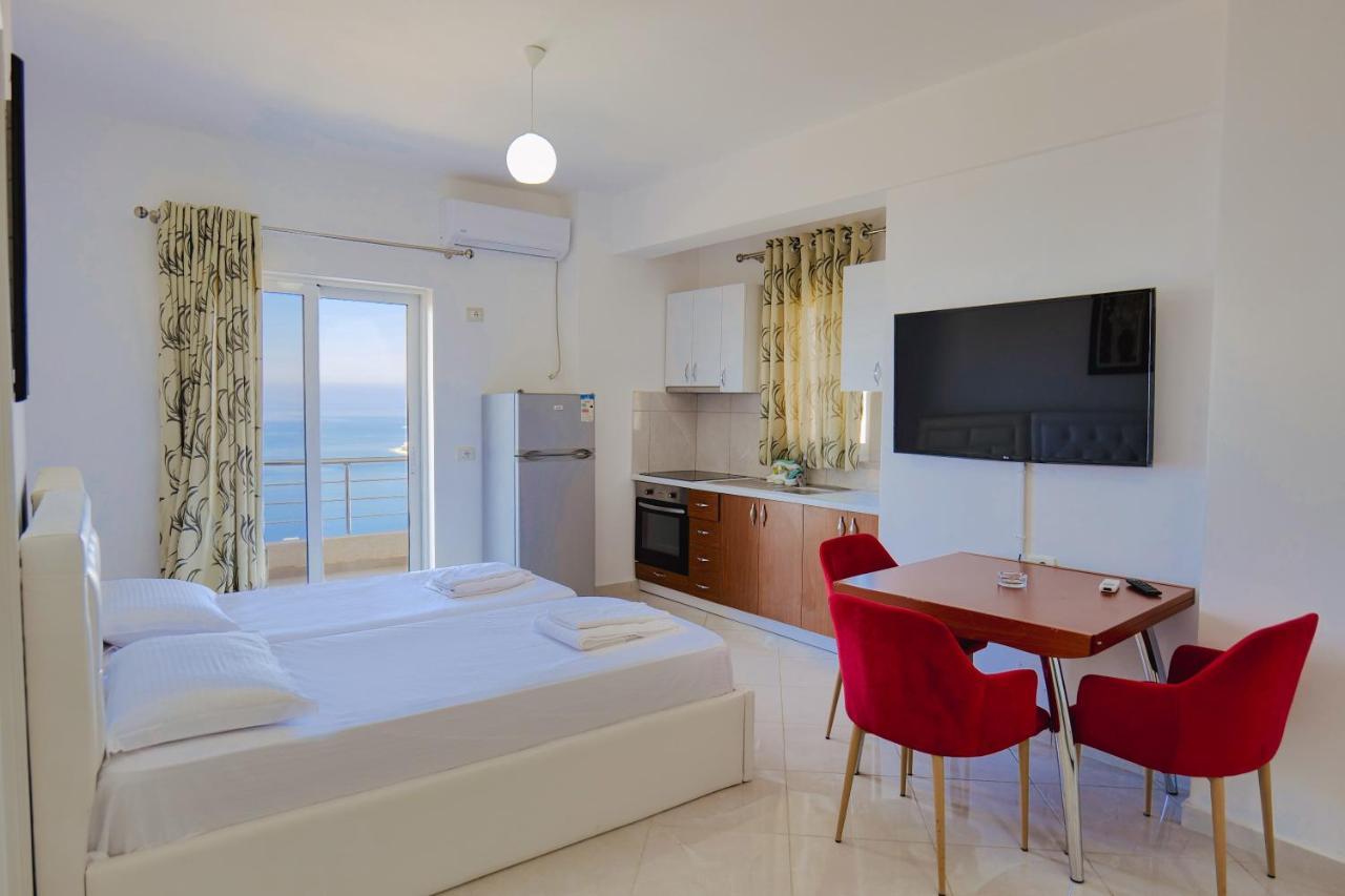 Kidi Apartments Sarandë エクステリア 写真