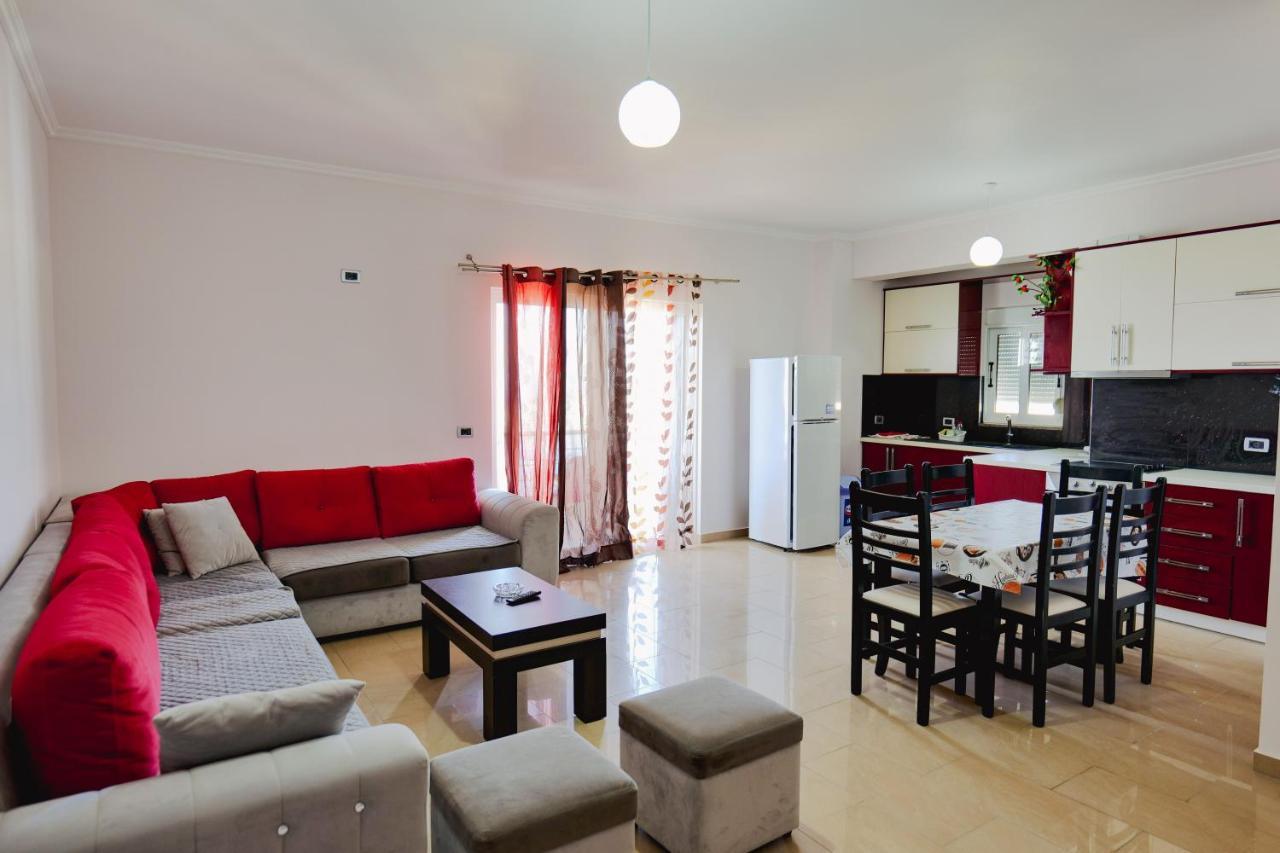 Kidi Apartments Sarandë エクステリア 写真