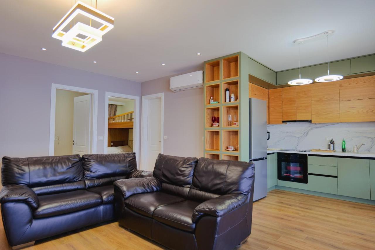 Kidi Apartments Sarandë エクステリア 写真